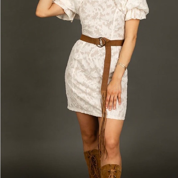 Lace puff sleeve dress size small nwt - Picture 4 of 10